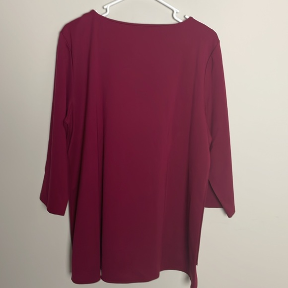 Chico’s Burgundy (maroon) 3/4 sleeve Tunic with Gold Button Detail- Large - Picture 2 of 13